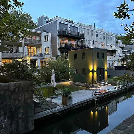 Апартаменты Tiny House At Amsterdamse Bos